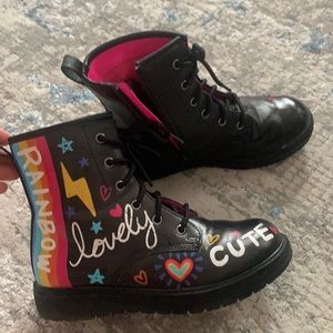 Skechers girl shoes size US 2